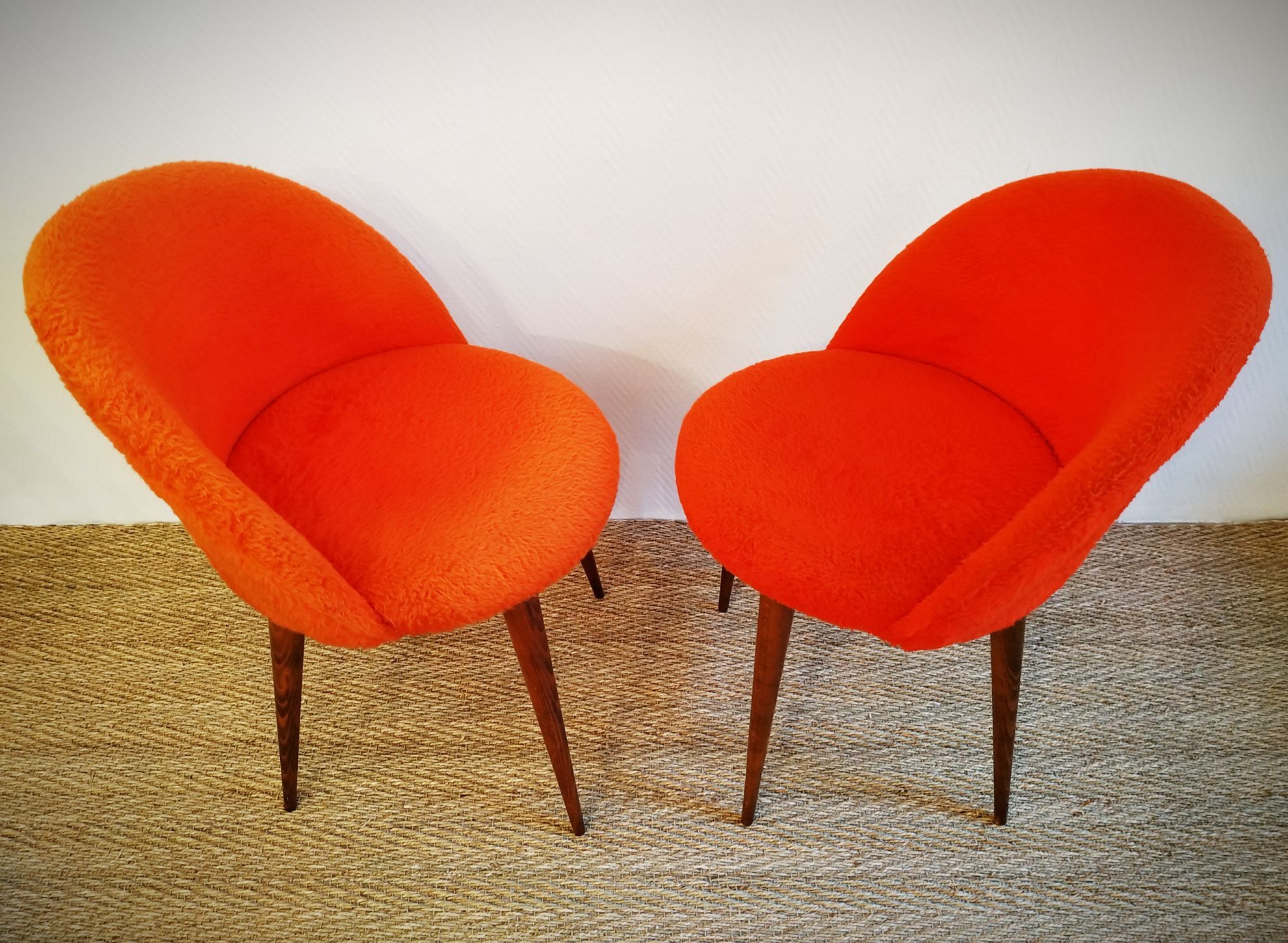 Paire de chaises 70's "moumoute"