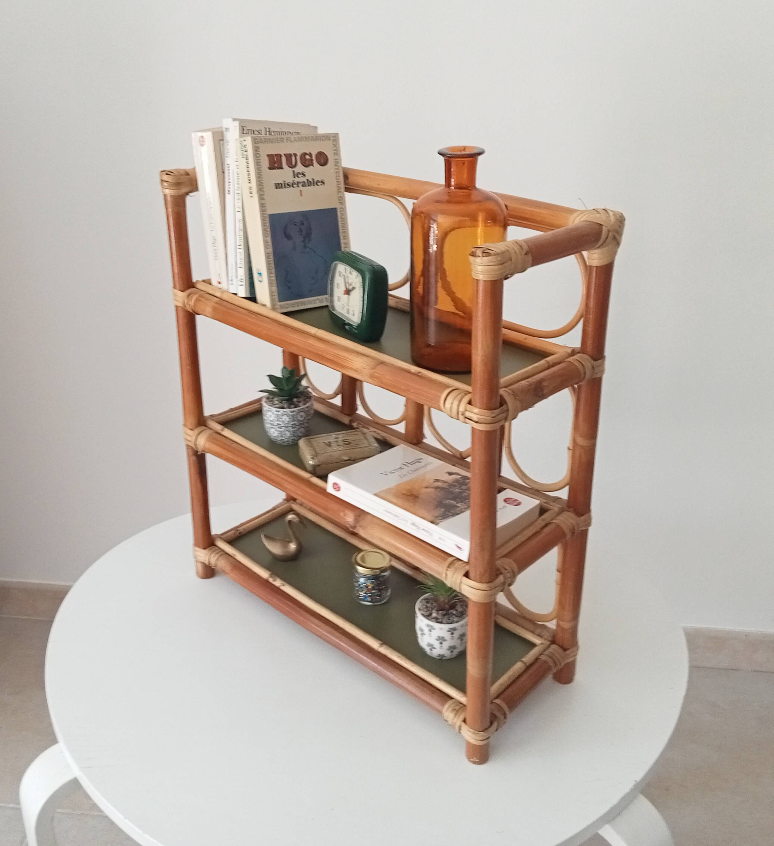 Vintage wall shelf in bamboo and rattan 70s/80s