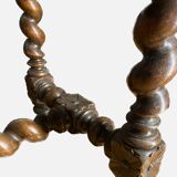Table style Louis 13 en bois massif