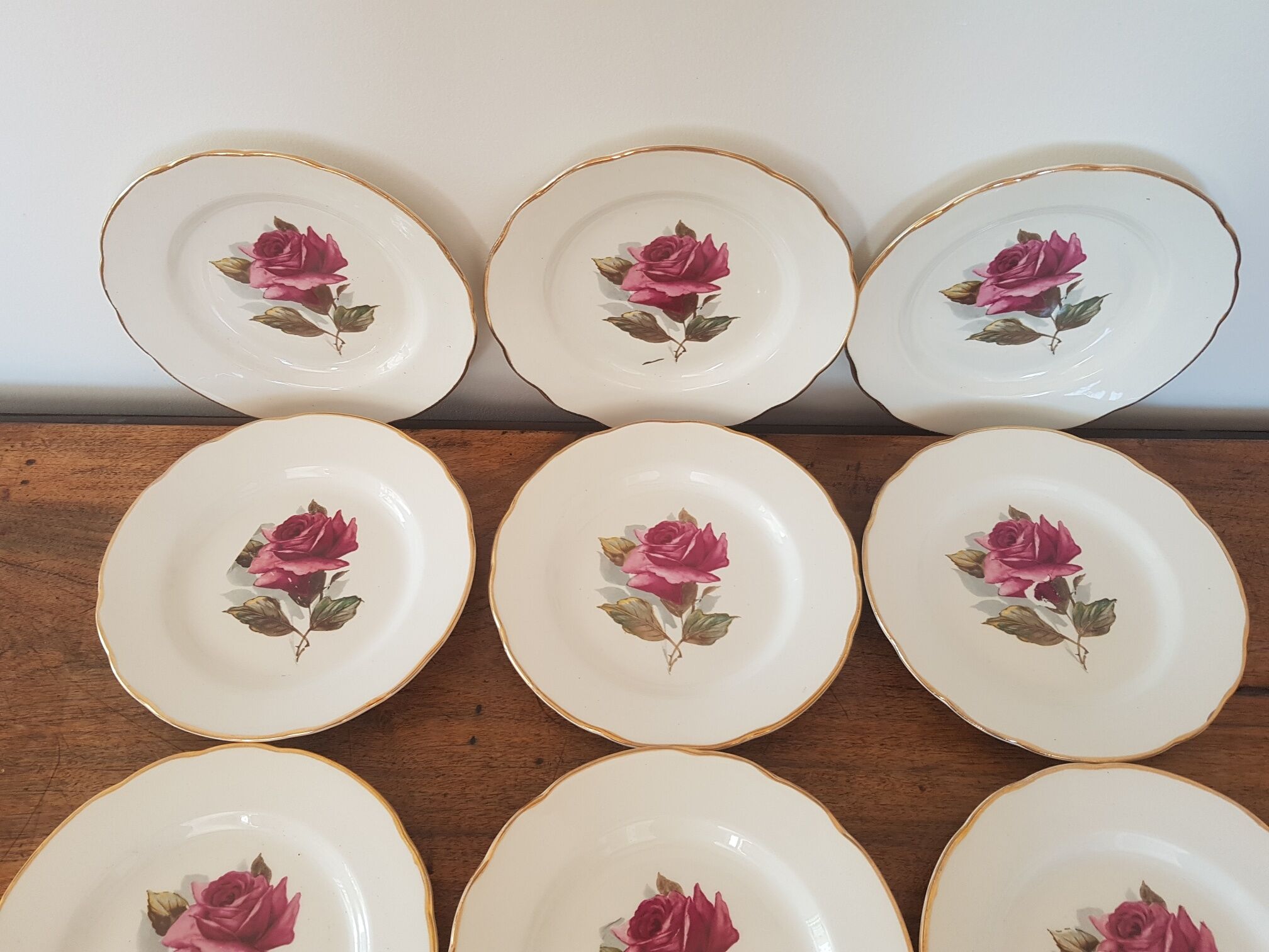 12 Gien Chambord flower dessert plates