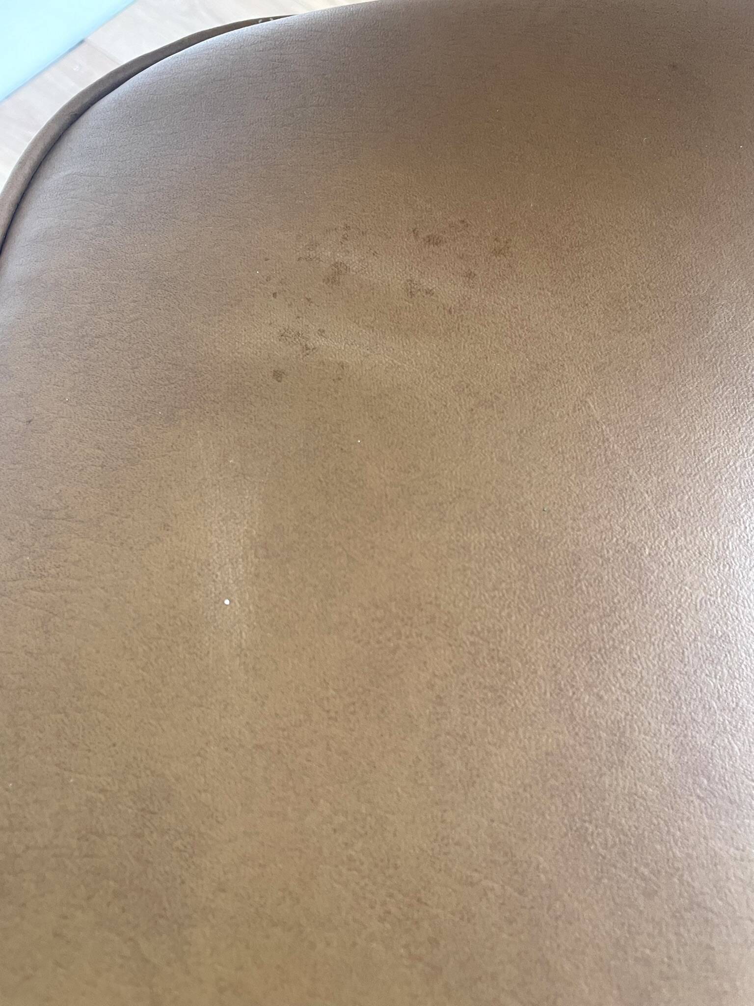 Vintage Office Chair from the 70s – Chrome Metal & Camel Faux Leather (Bauhaus Style)
