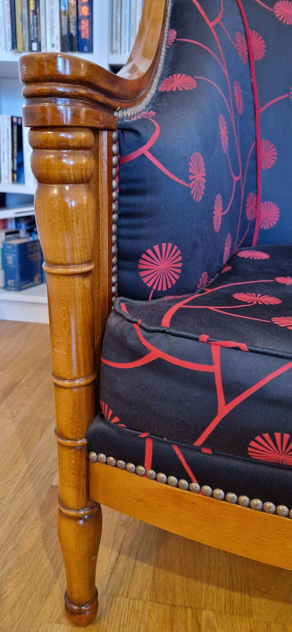 Two-seater sofa