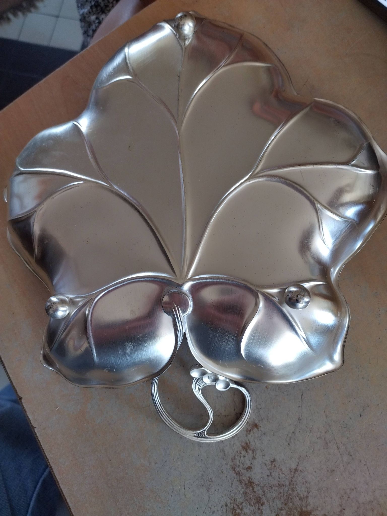 Plat en feuilles de vigne silver plate métal argenté wmf