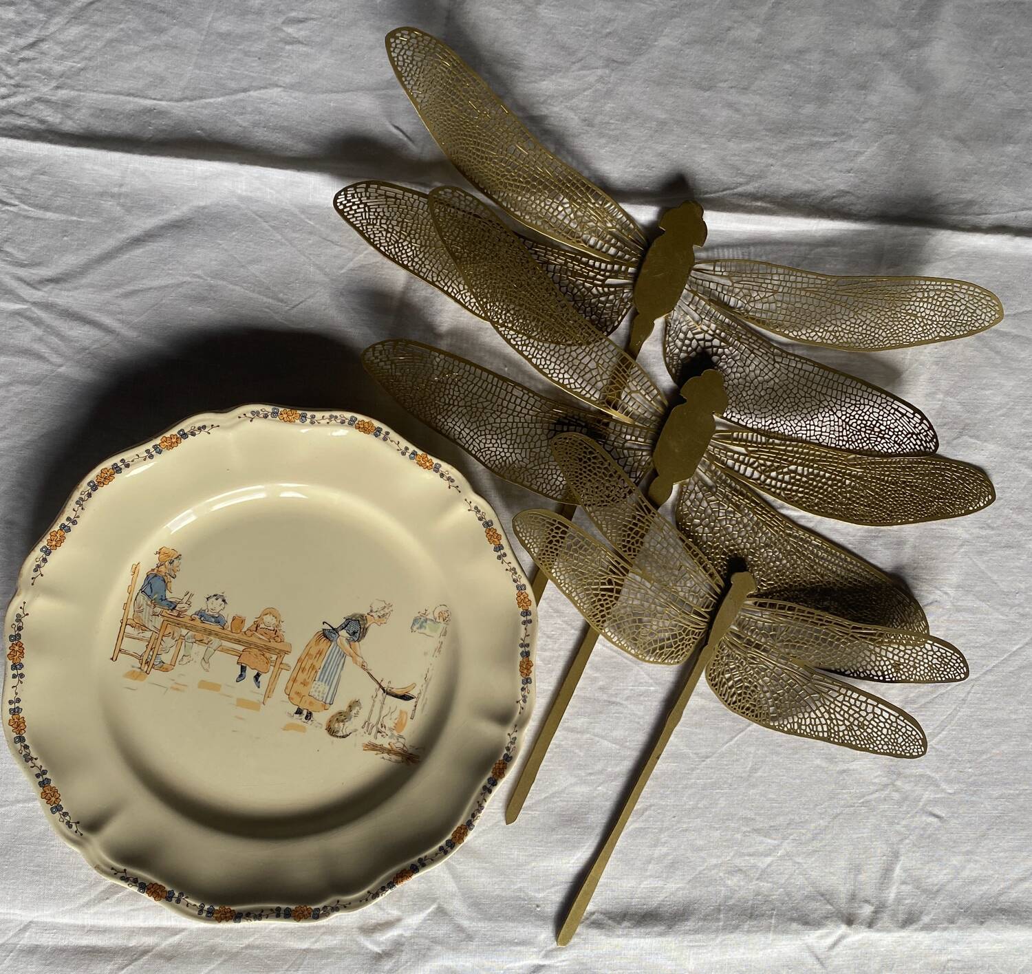 Earthenware plate “Enfants Richard” Sarreguemines