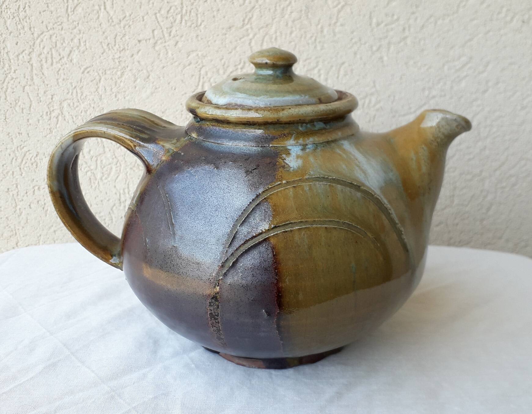 Boisbelle stoneware teapot and coffee pot