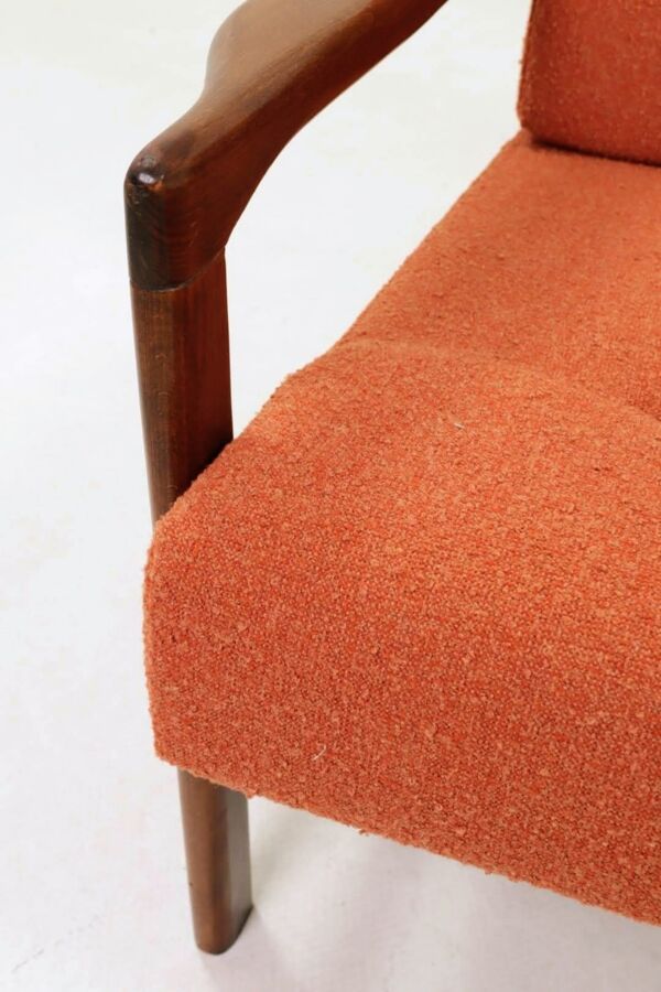 Fauteuil vintage avec coussins orange papaye, Pologne, 1960