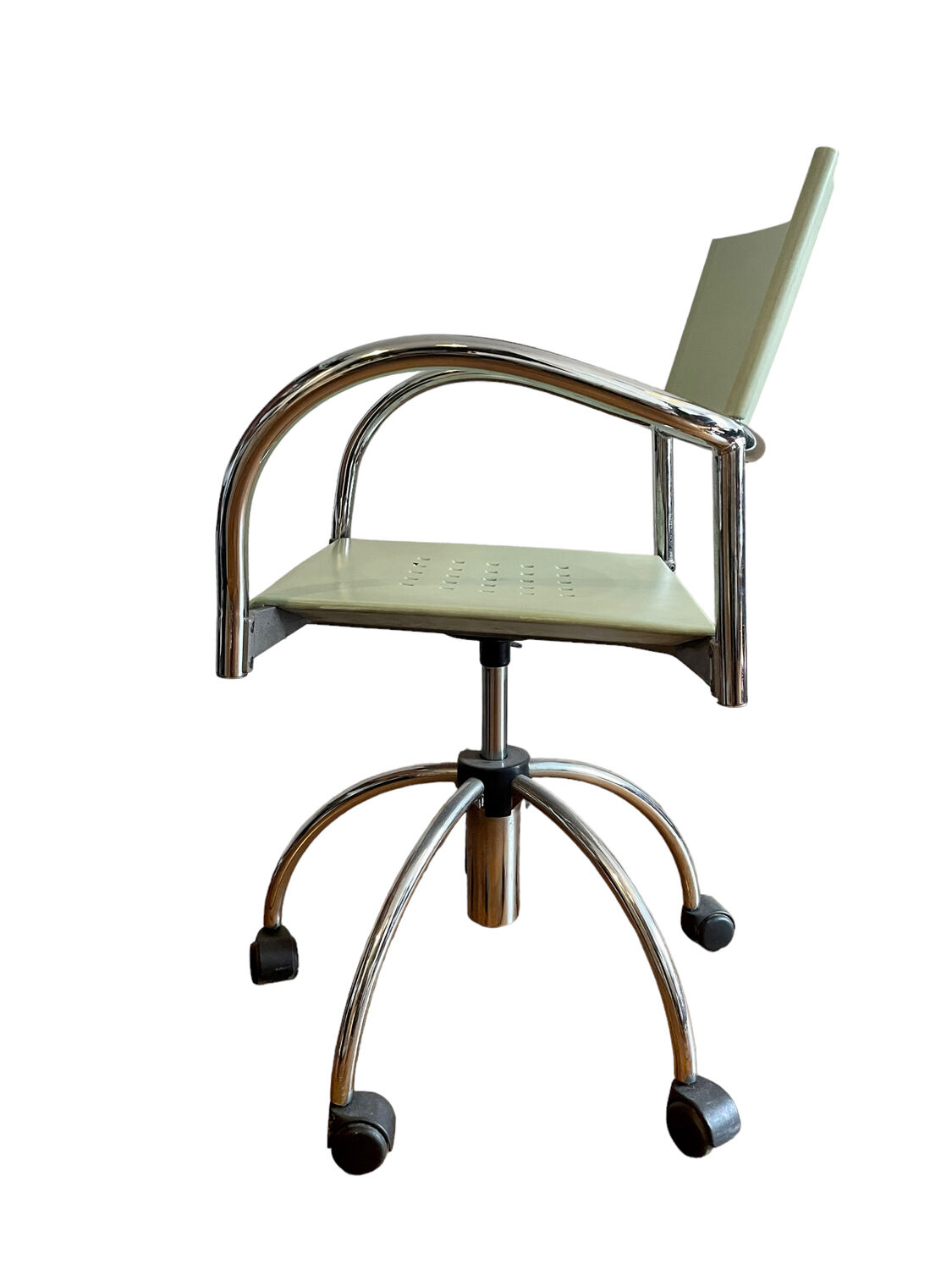 Pair of office chairs published by Segis in the 1980s