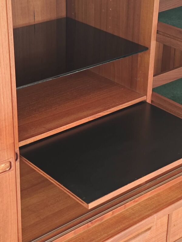 Enfilade haute de Johannes Andersen par Bordum & Nielsen , Samcom teck
