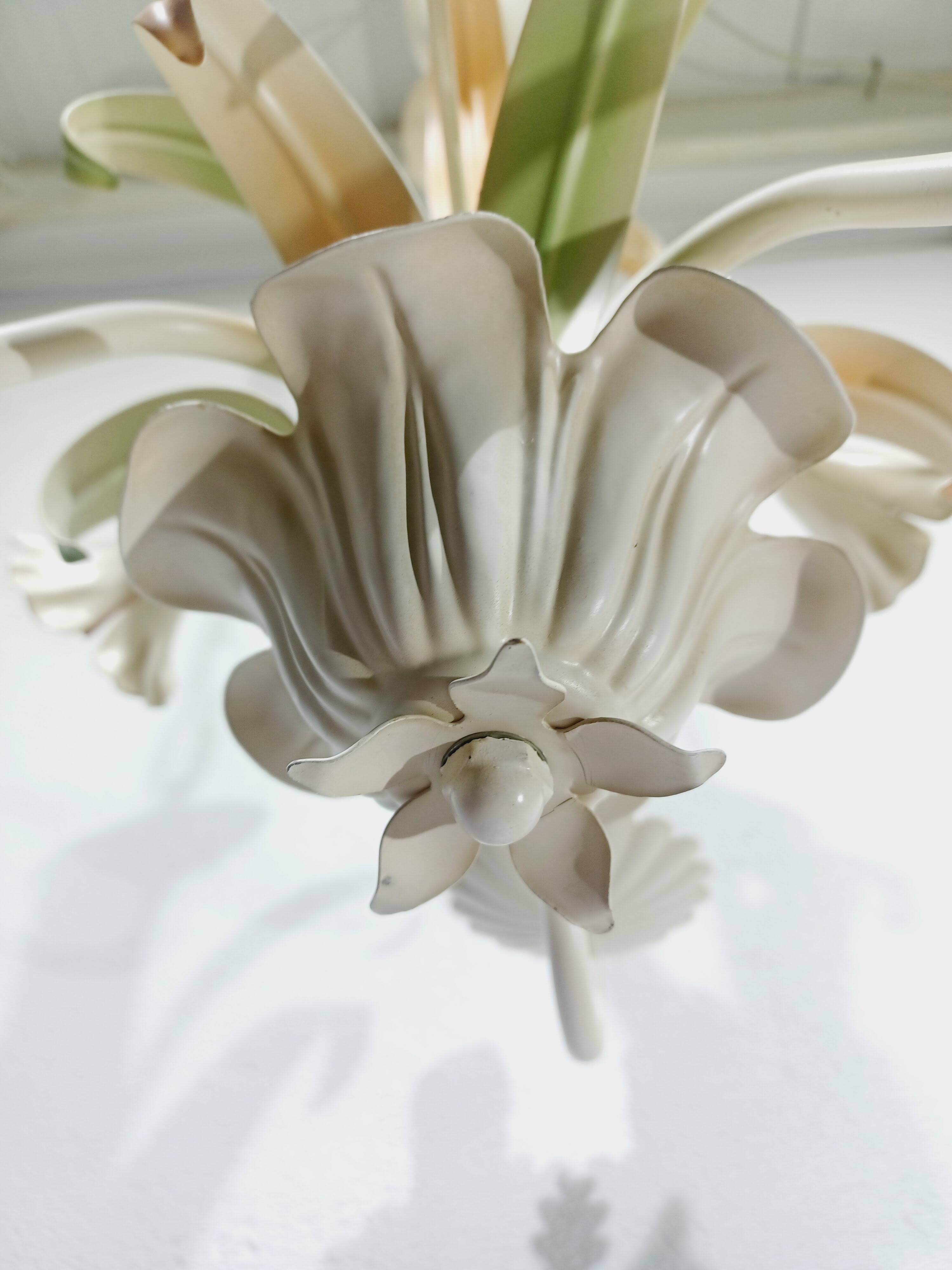 3-light flower chandelier