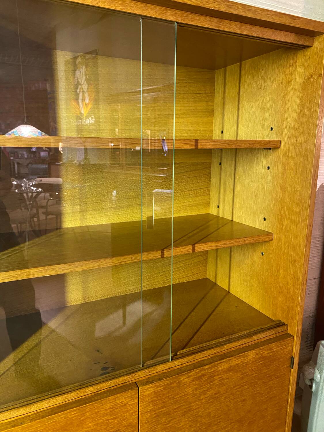 Meuble de rangement vitré en bois, 1960