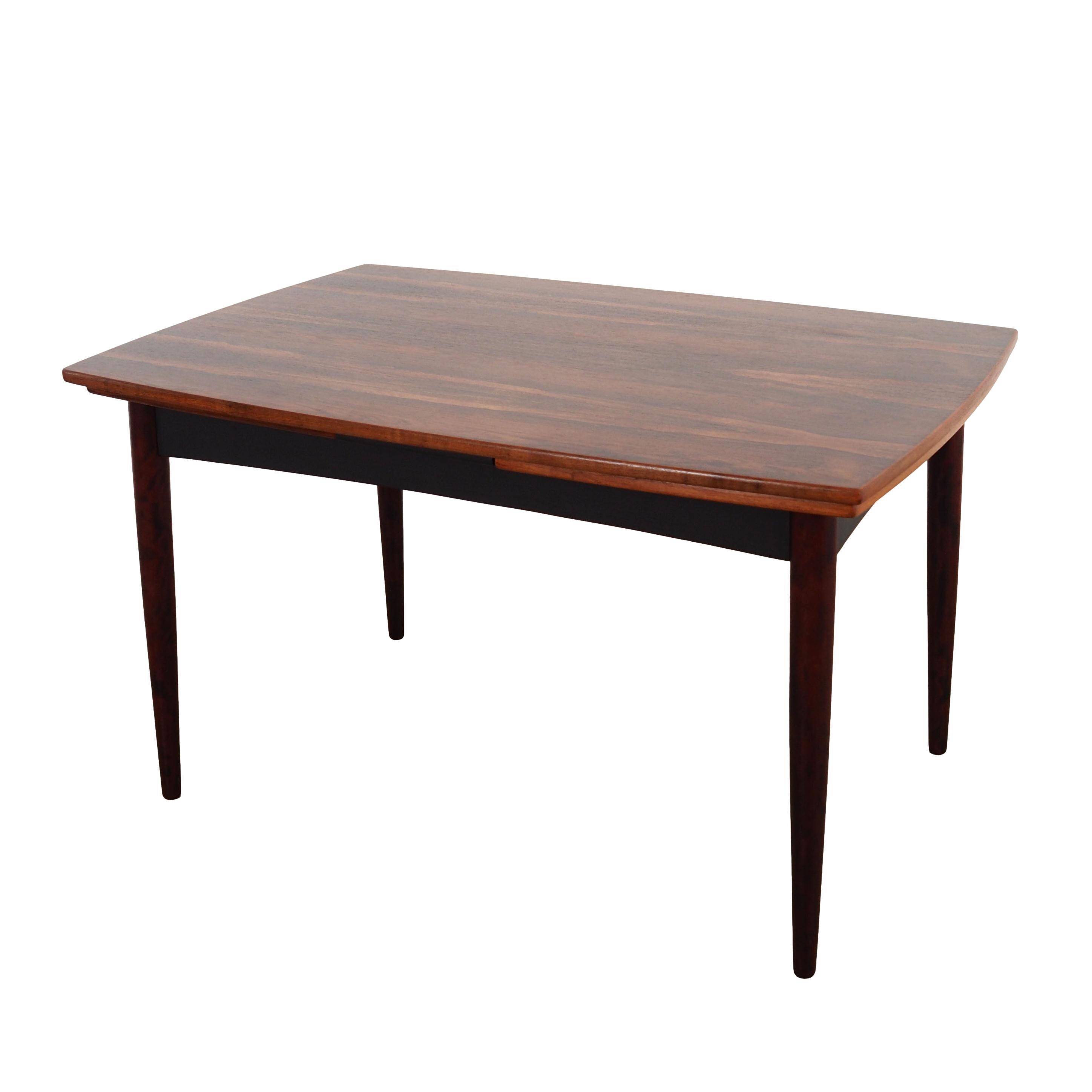Table en palissandre, design danois, années 1970, production : Danemark