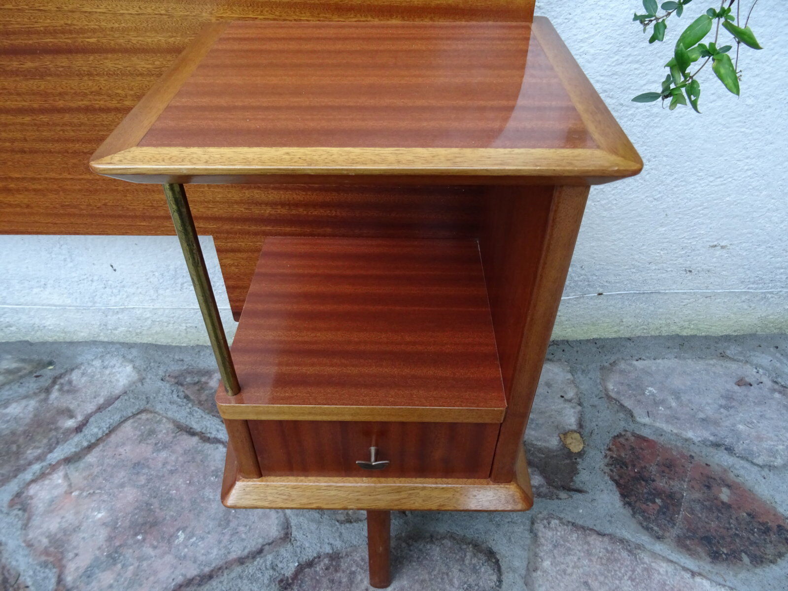 Double teak headof with bedside