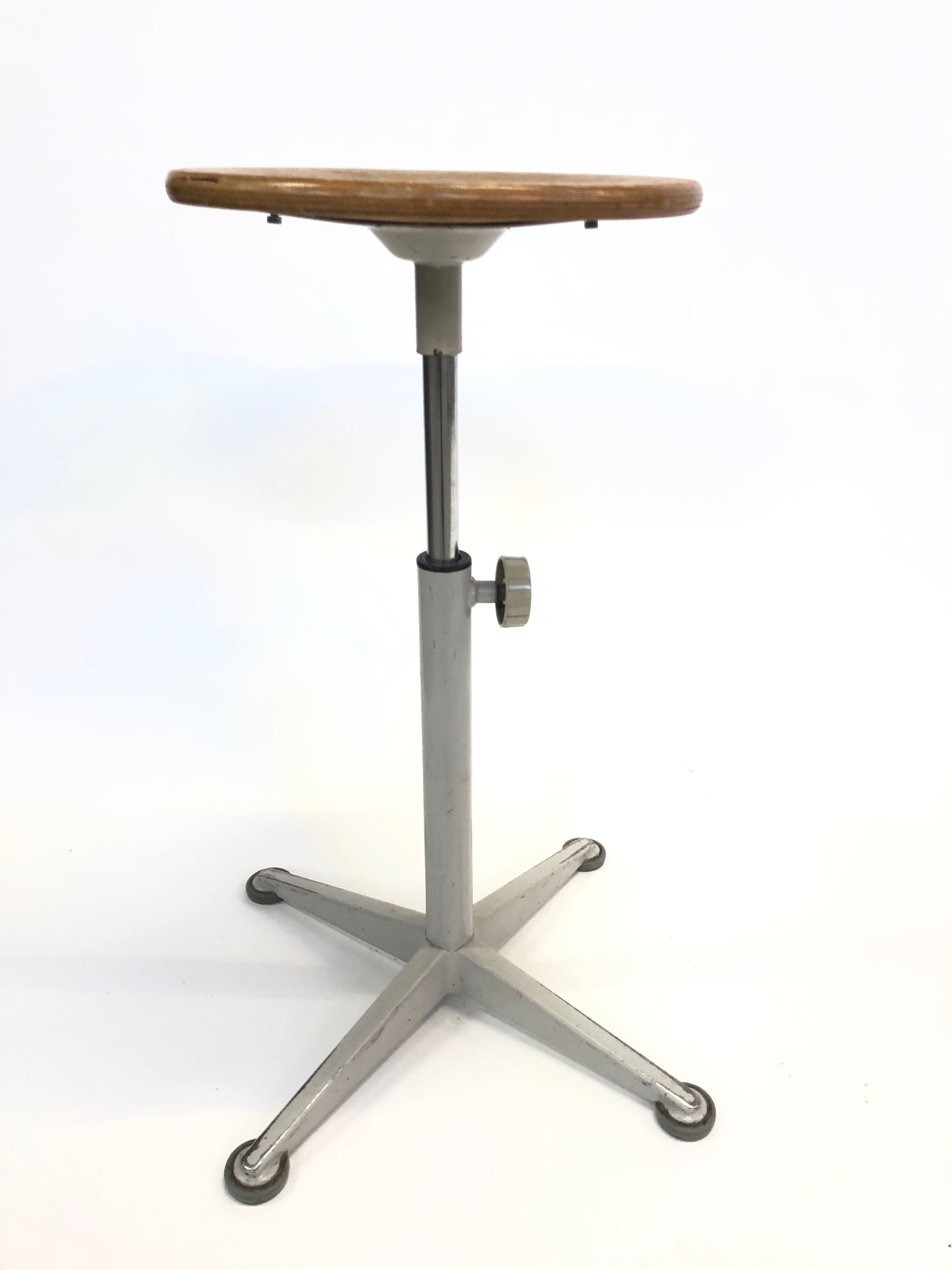 Vintage stool work tabouret by Friso Kramer Ahrend de Cirkel