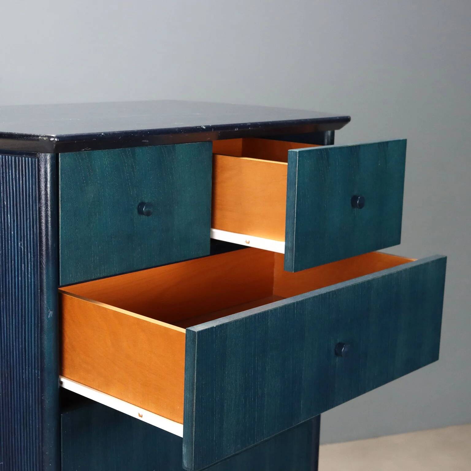 Roberti Rattan chest of drawers with eight drawers