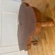 Table basse brutaliste