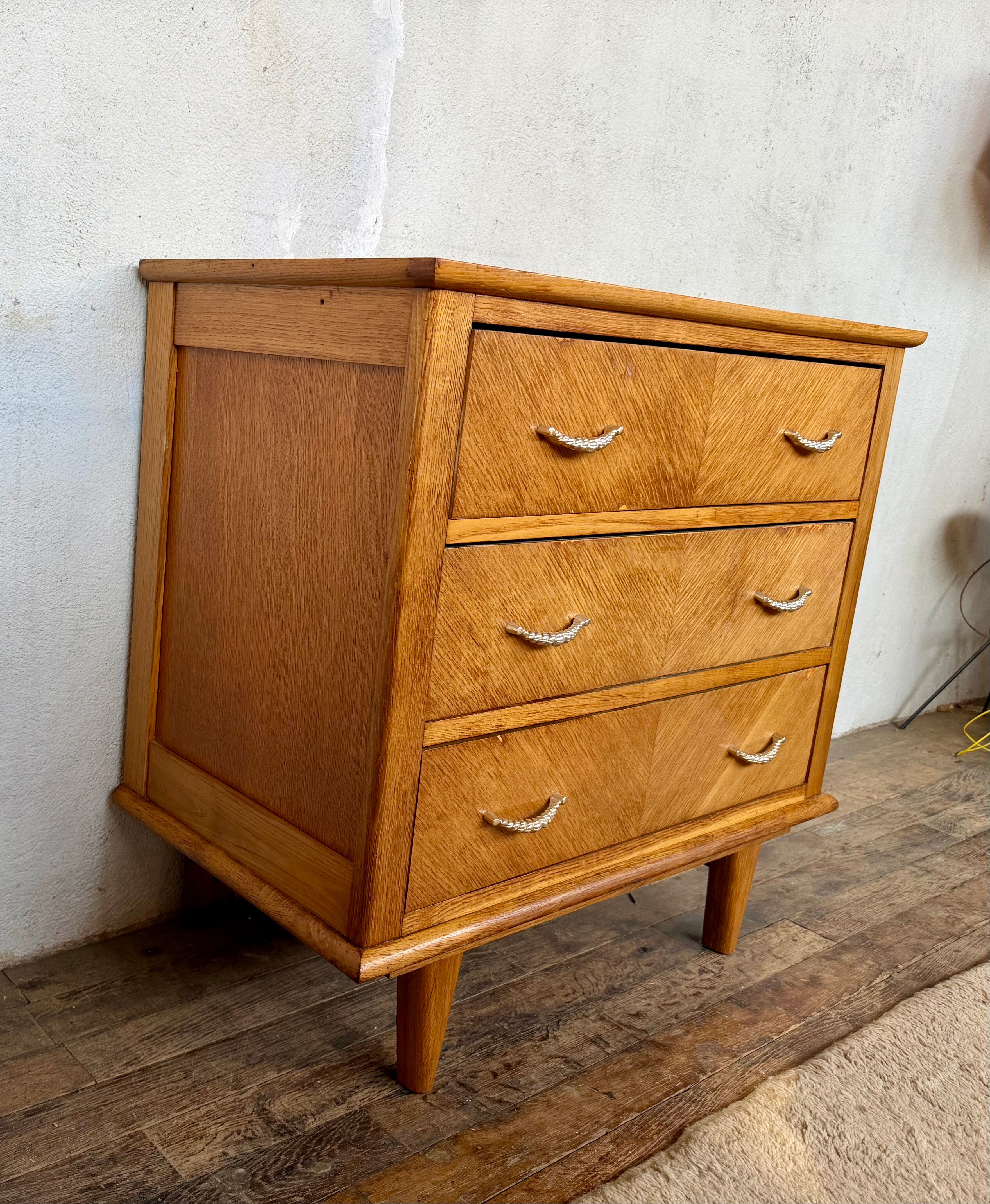 Vintage commode with diamond handles
