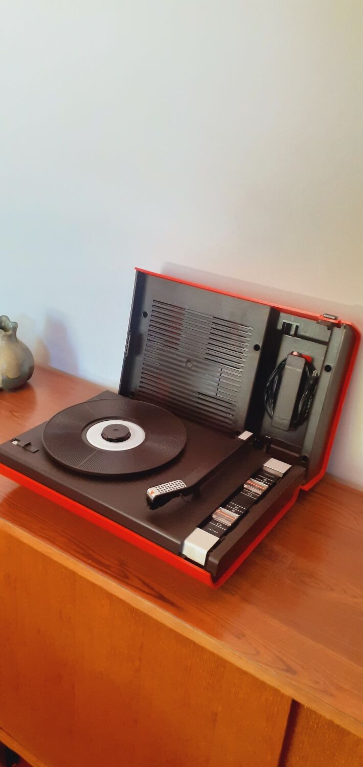 Vintage 60 year Thomson portable record player.