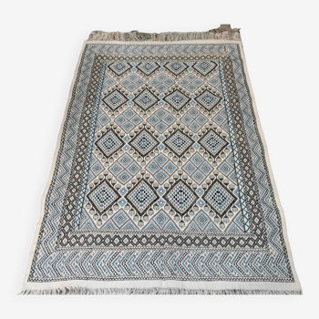 Hand-woven margoum rug in natural wool