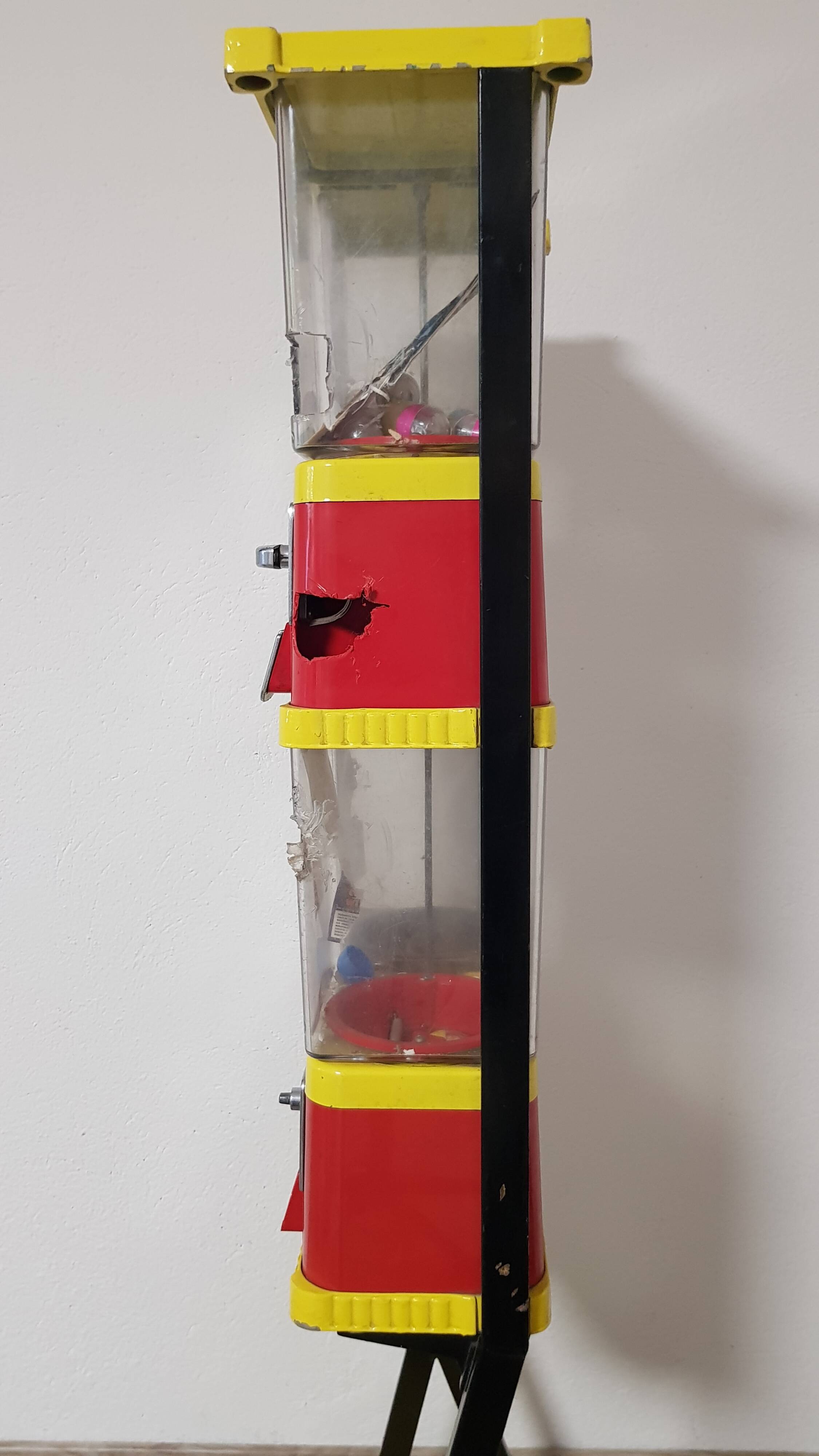 Former 70s candy dispenser Brabo
