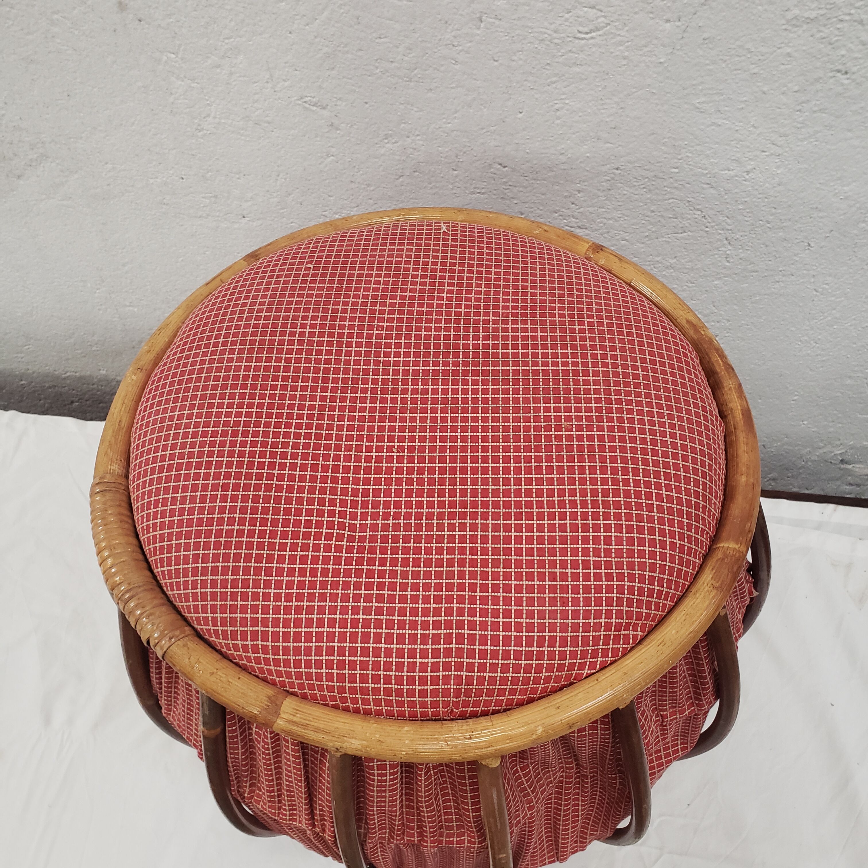 Vintage rattan stool / ottoman