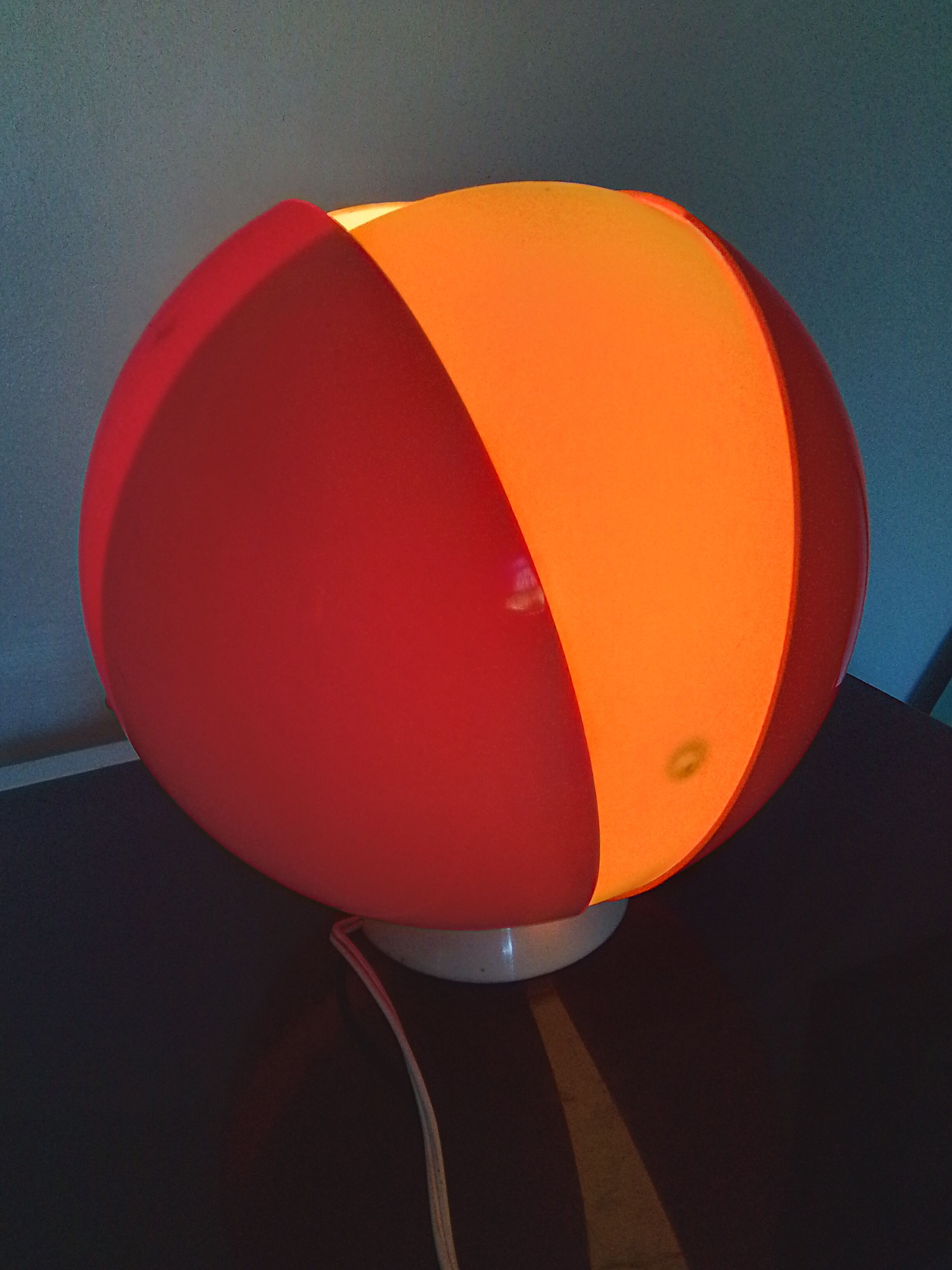 Lampe tulipe des annees 70