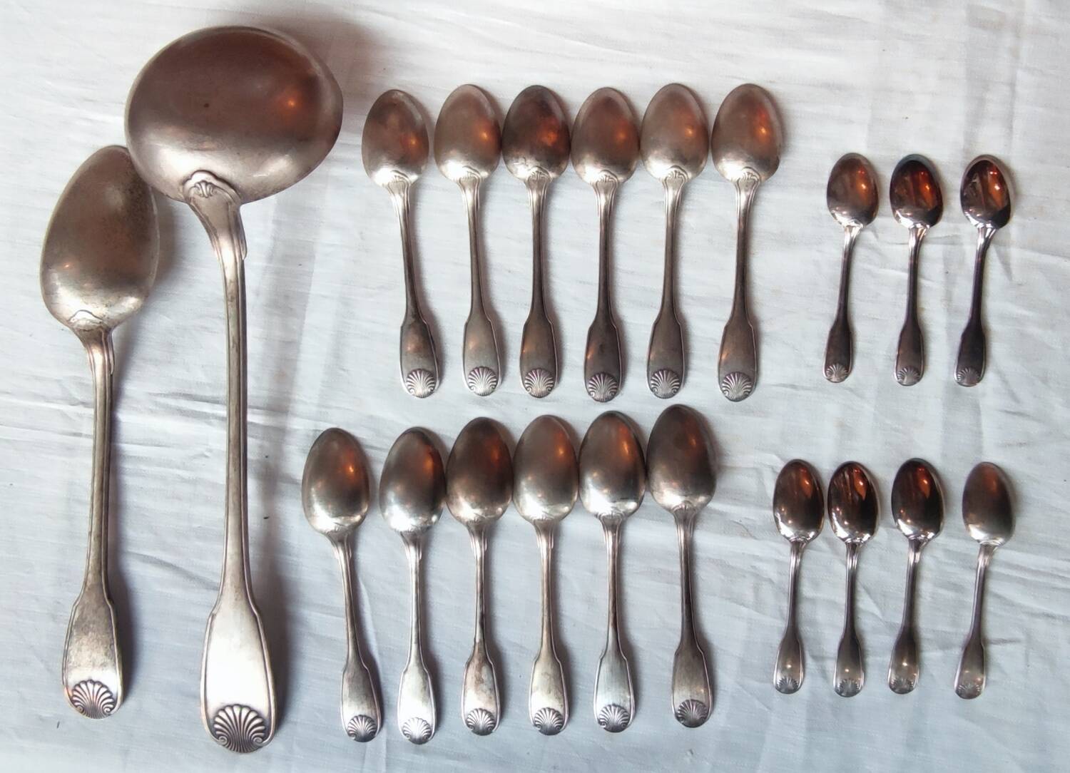 Old Christofle 57-piece shell model cutlery set