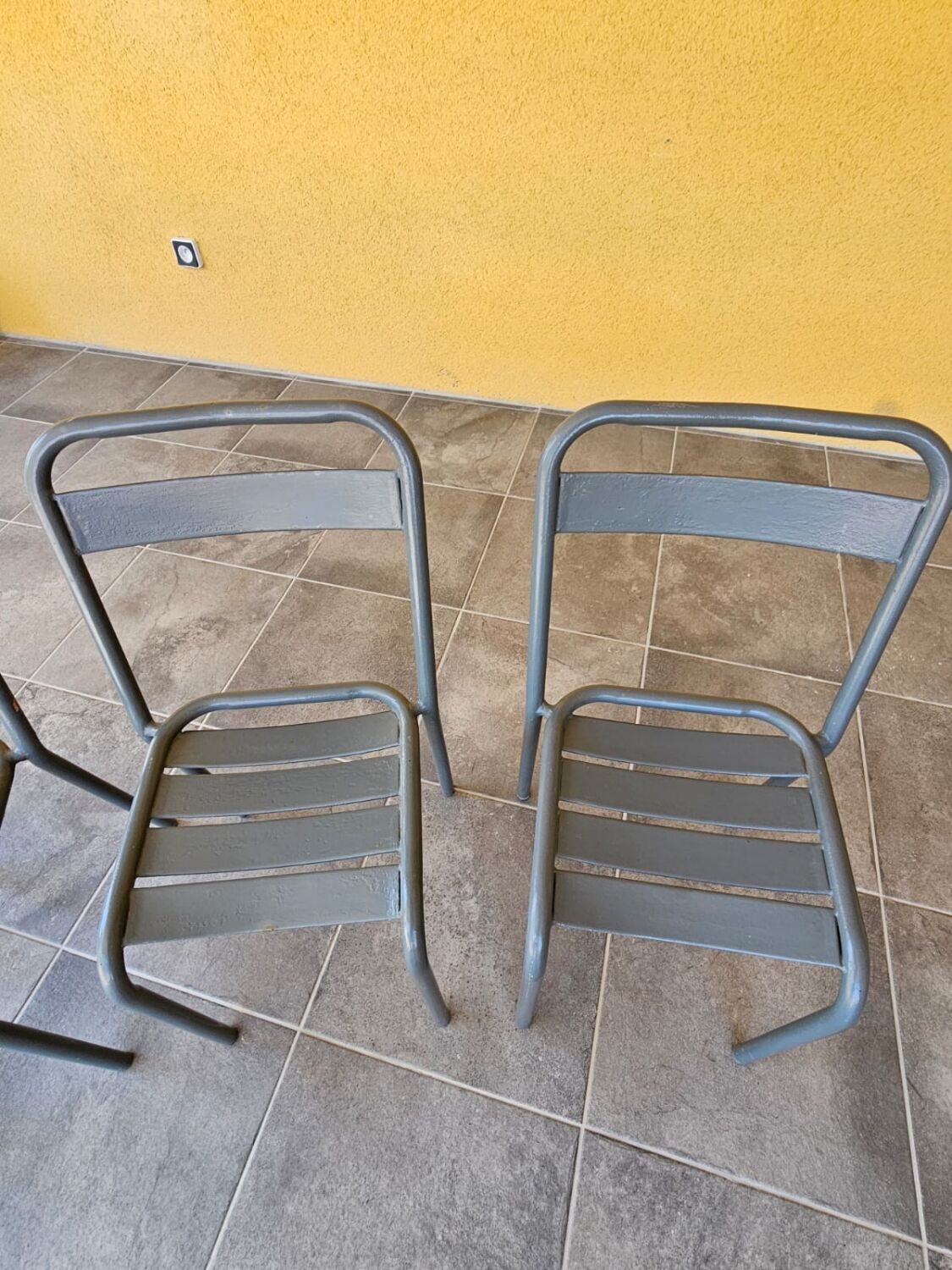 Lot of 6 garden chairs made of steel.