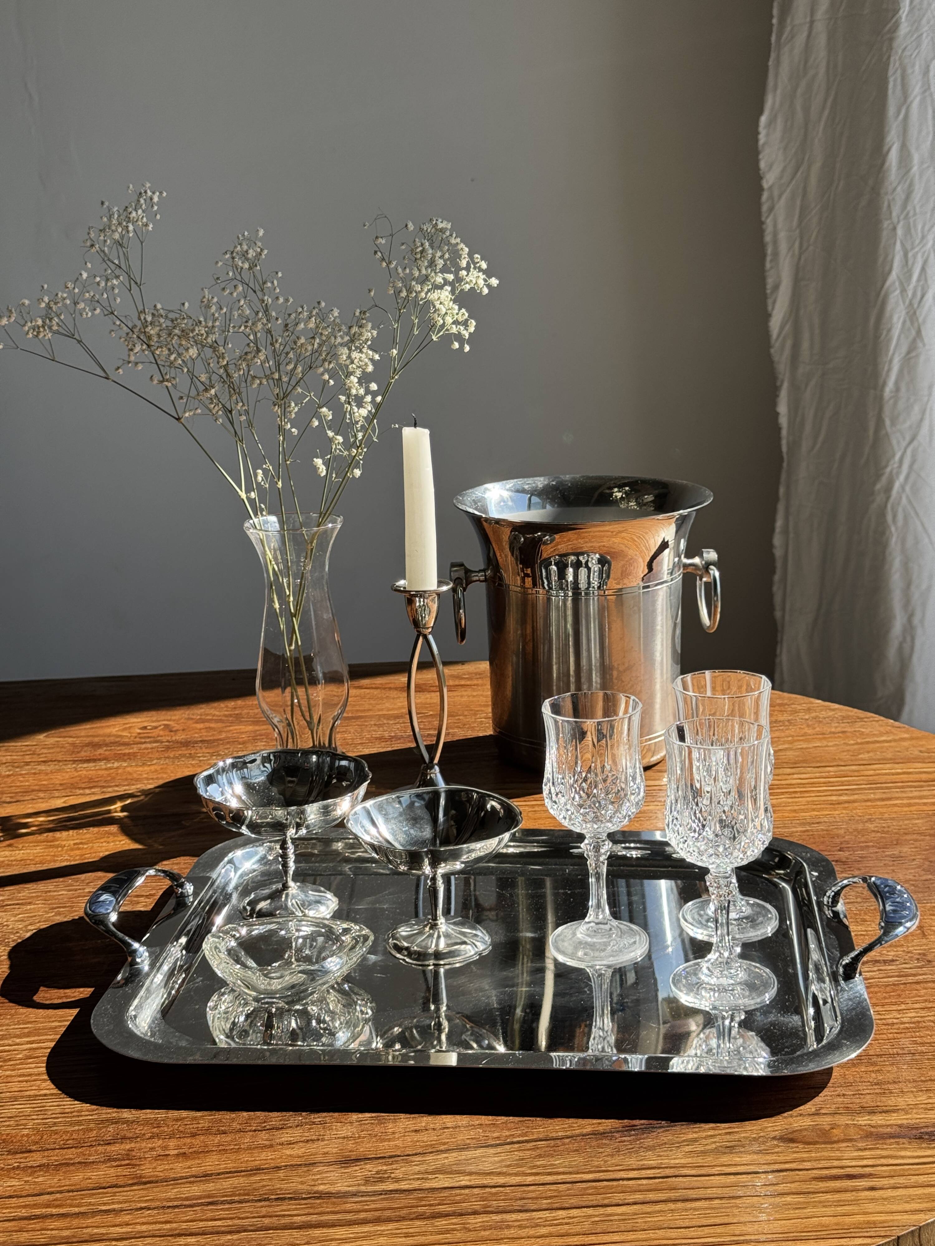 Set of 6 metal ice cream cups on flower-shaped feet
