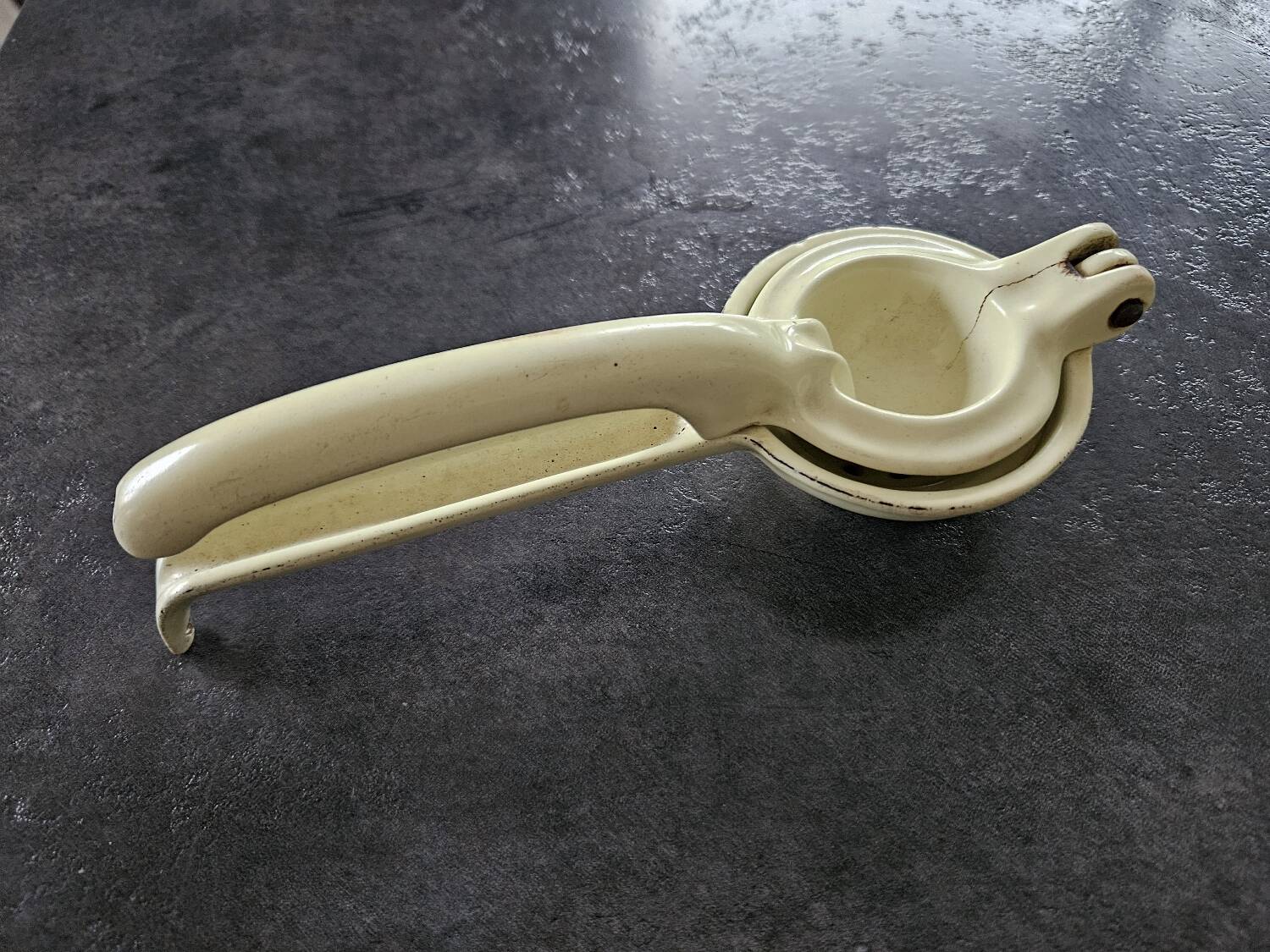 Cast iron citrus press