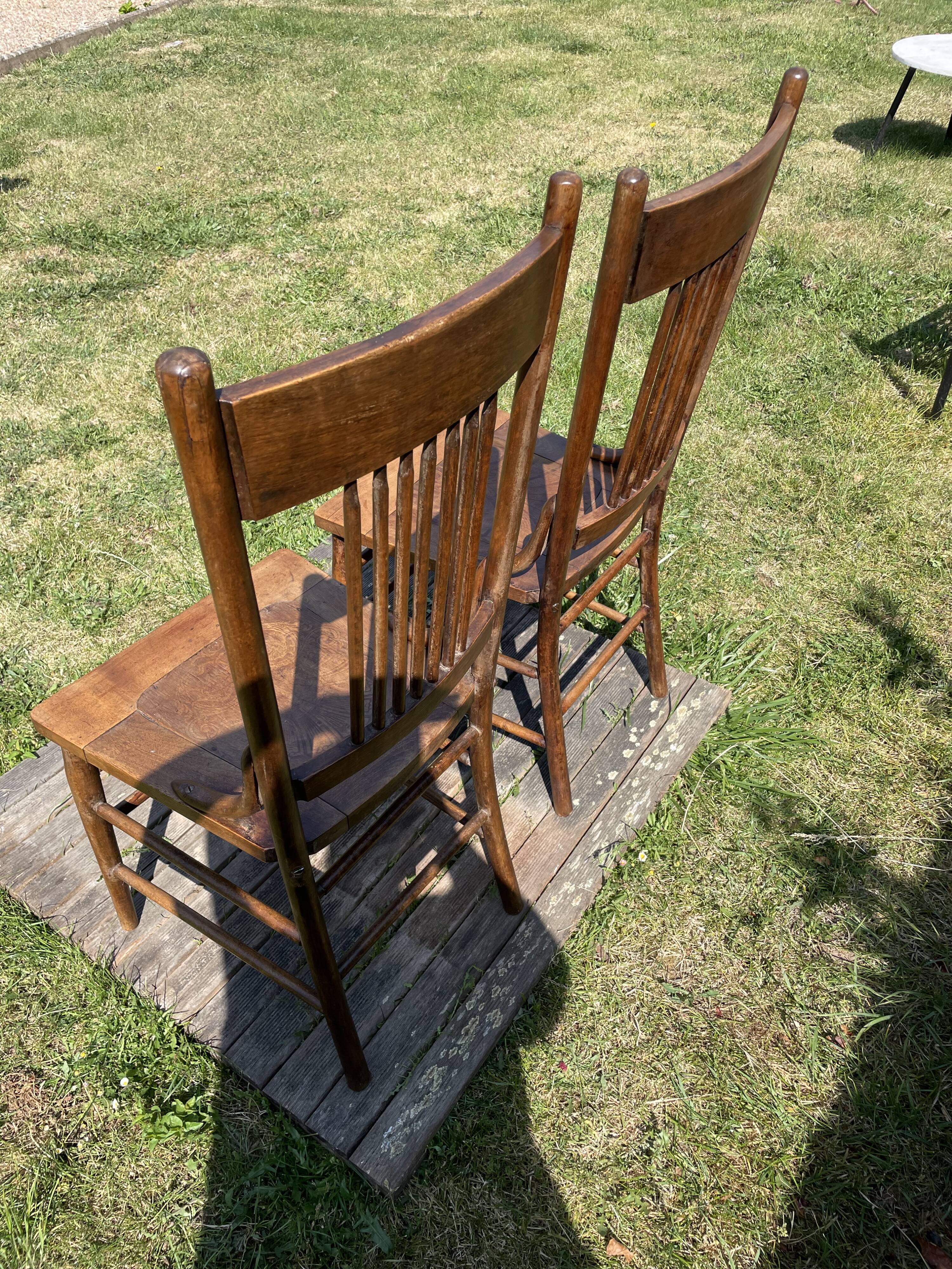 Paire de chaises bistro