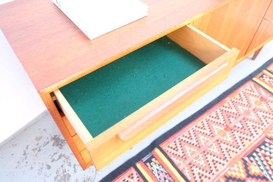 Buffet WK in teak, retro vintage style from the 60s-70s.