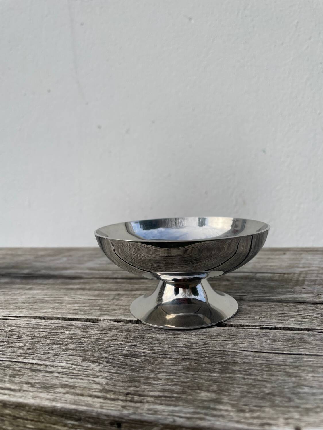 7 stainless steel cups 1970