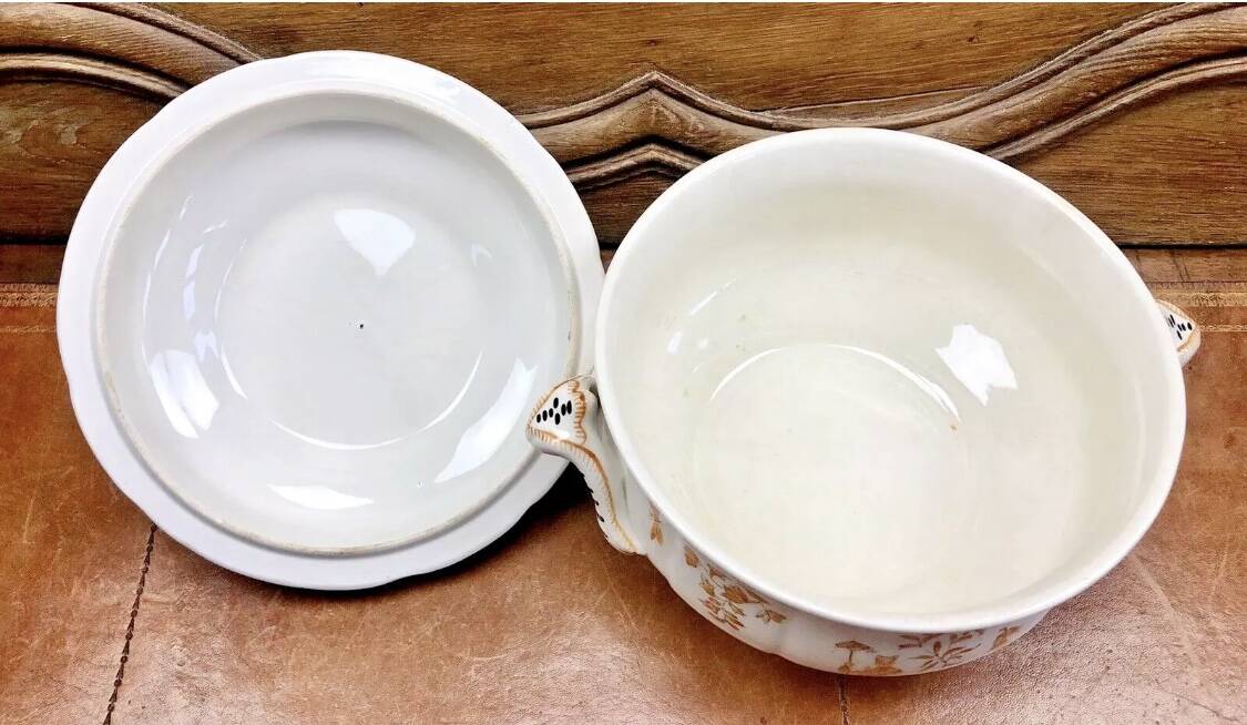 Ancienne soupière légumier Longchamp décor Moustiers Olerys 2