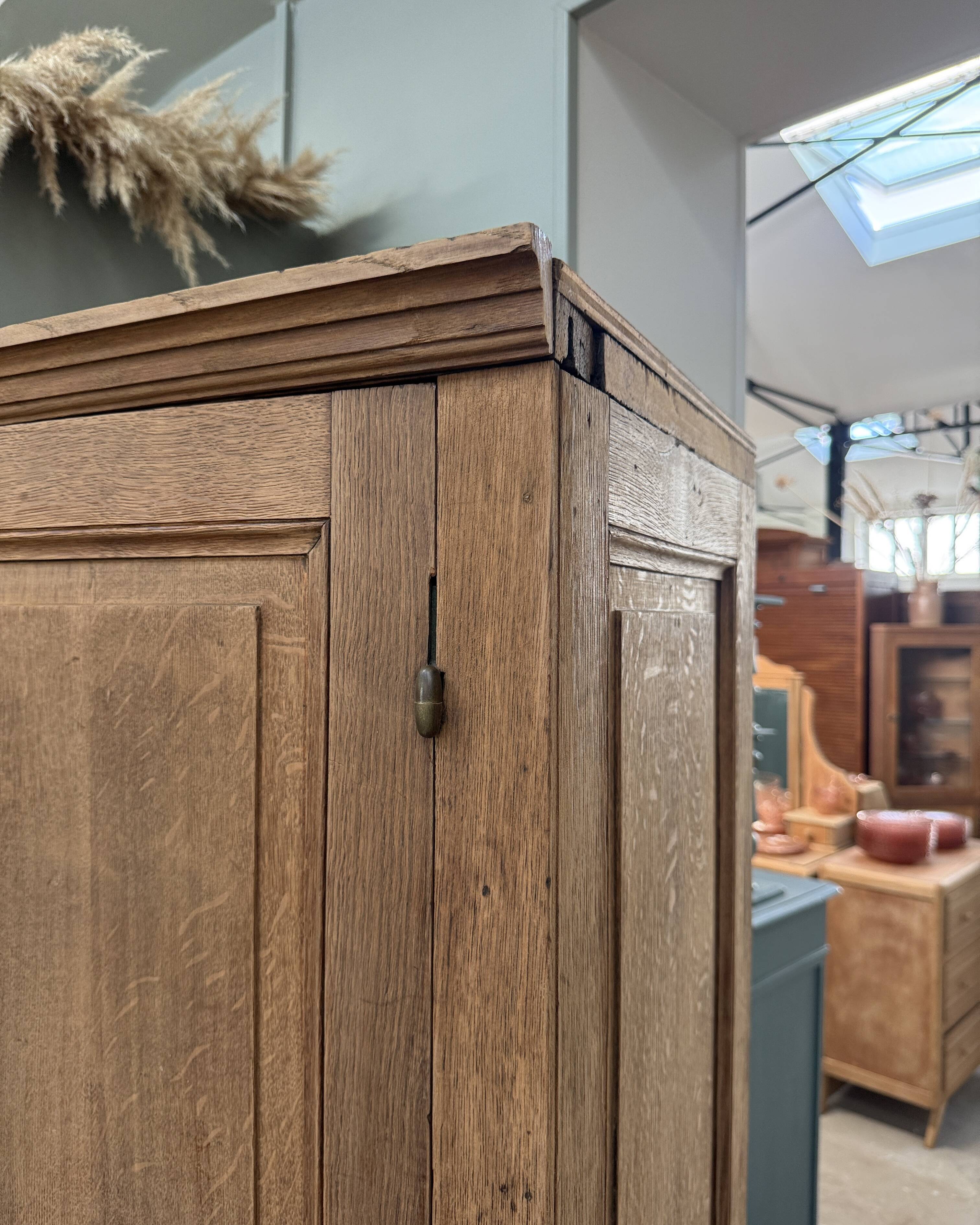 Parisian oak wardrobe (renovated)