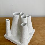 Vase pique flower with matte whitened pipe