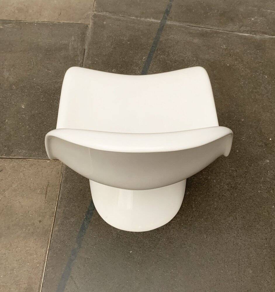 Panton side chairs from the mid-century by Verner Panton for Herman Miller, 1960s.