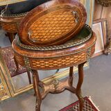 Very beautiful and old wooden marquetry planter, Napoleon III period, mid-19th century.