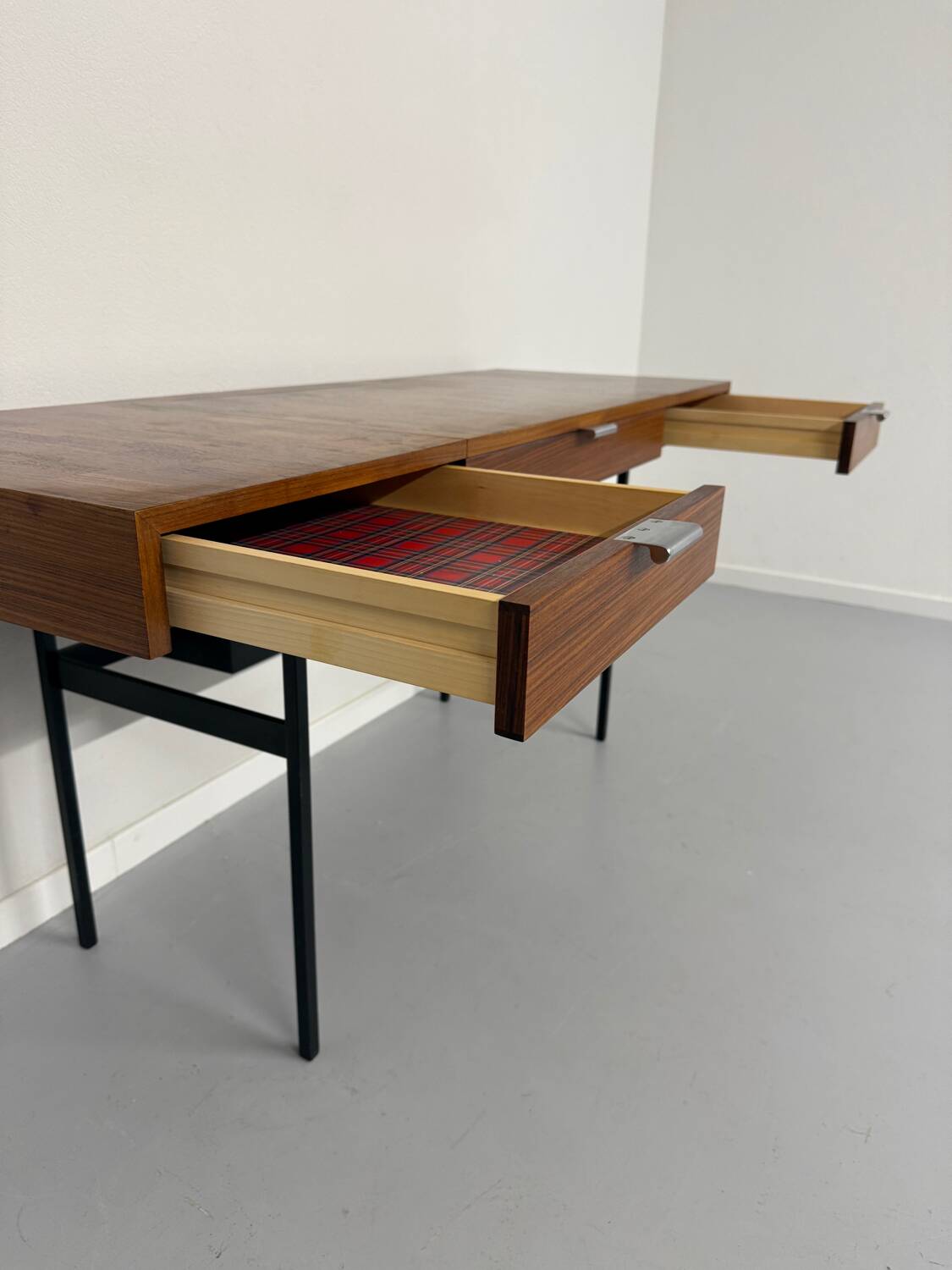 Old dressing table desk design 50s Idealheim Dieter Wäckerlin vintage