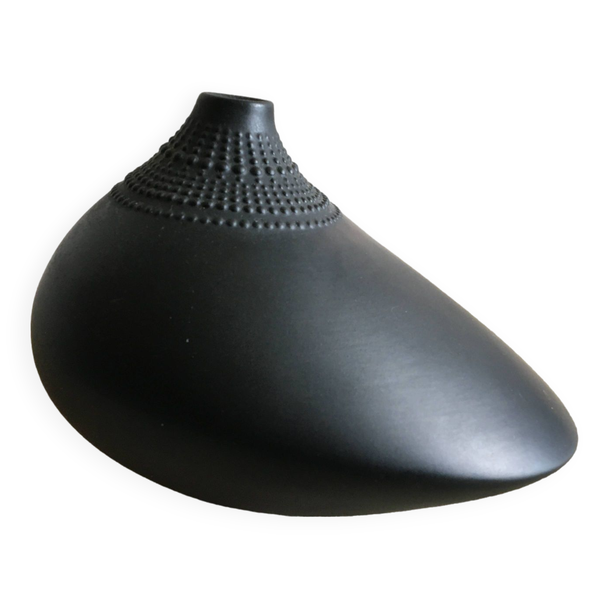"Pollo" vase designed for the porcelain maker Rosenthal by Tapio Wirkkala (1970s)