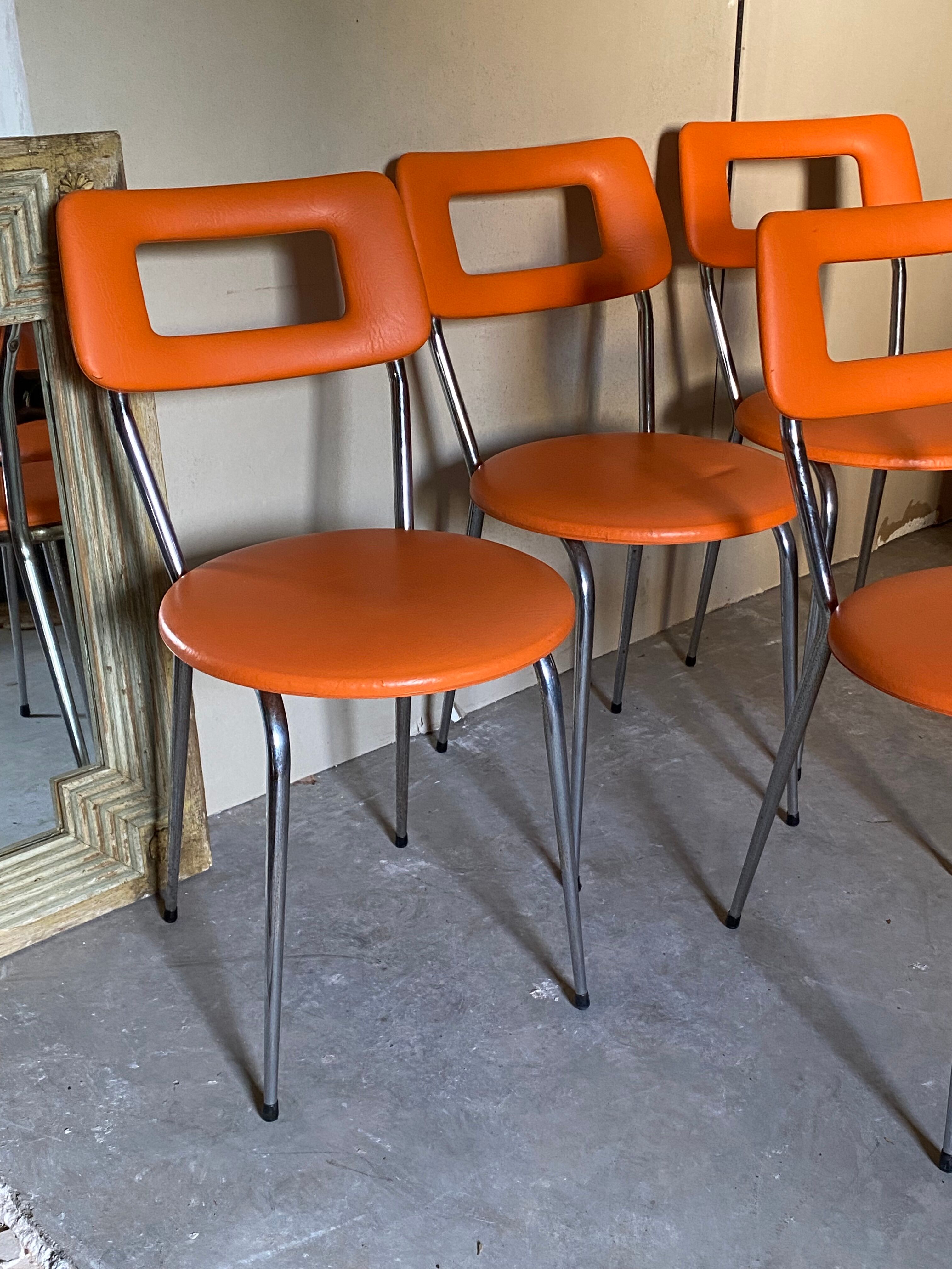 Set of 4 chairs 70s in skaï