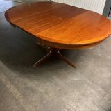 Scandinavian extendable round table