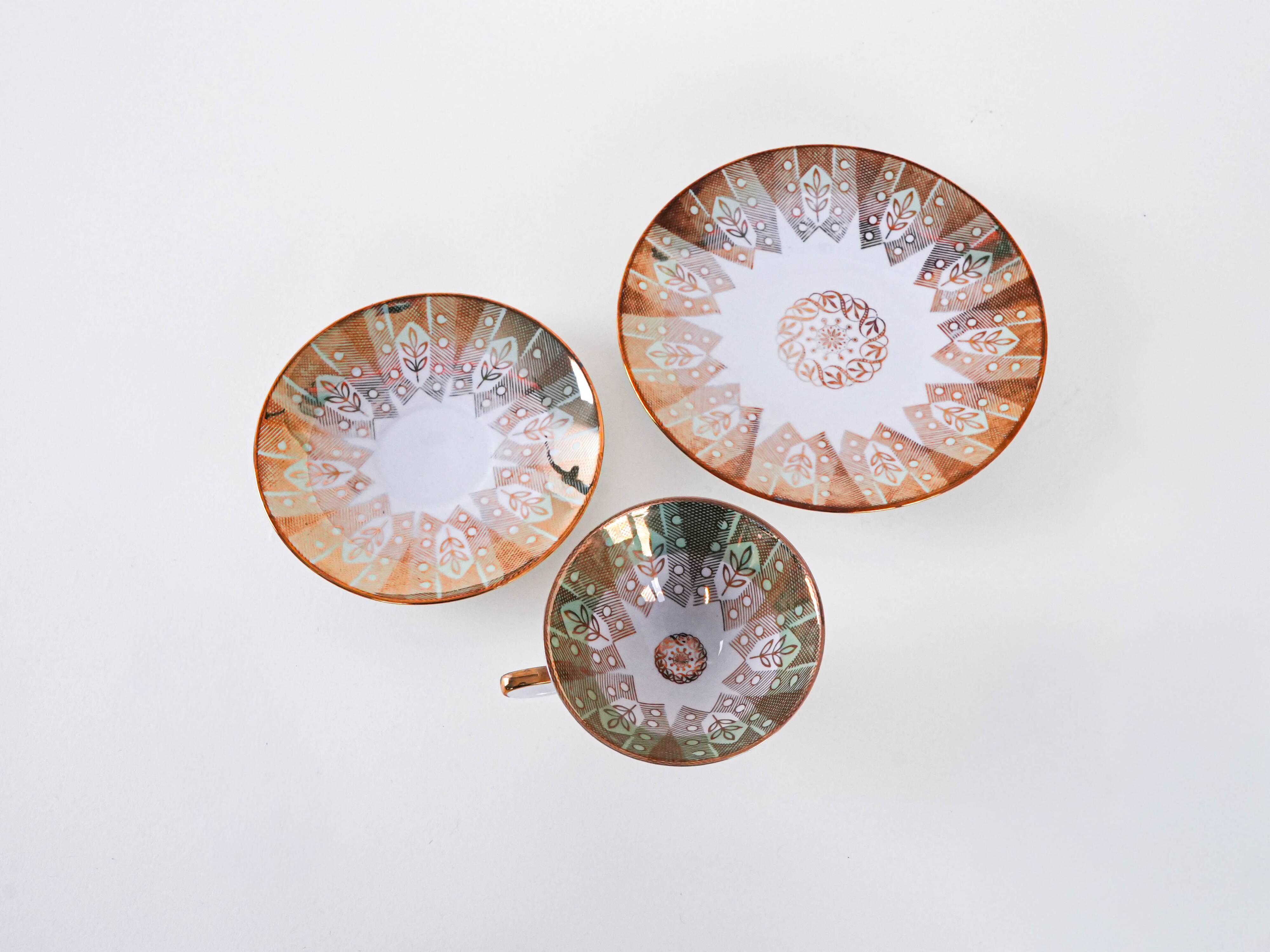 Porcelain cup, German design, 1940s, manufactured in Germany