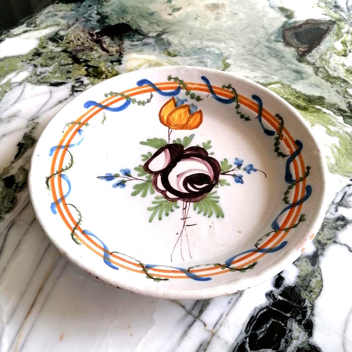 Plate earthenware of Bordeaux, late eighteenth century