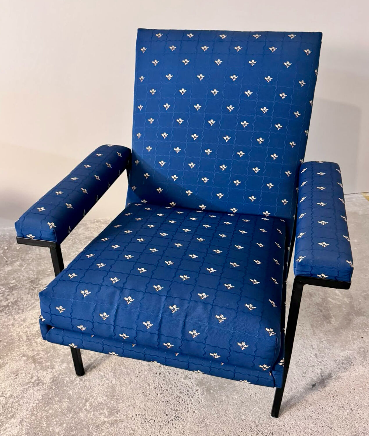 Guariche Armchairs ARP Guariche Motte Mortier 1955