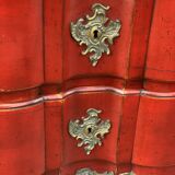 Comfortable louis XV serated