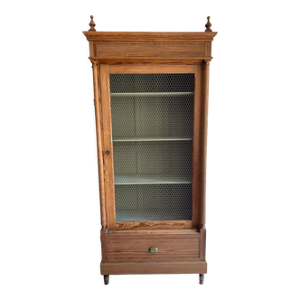 Armoire en pin circa 1920