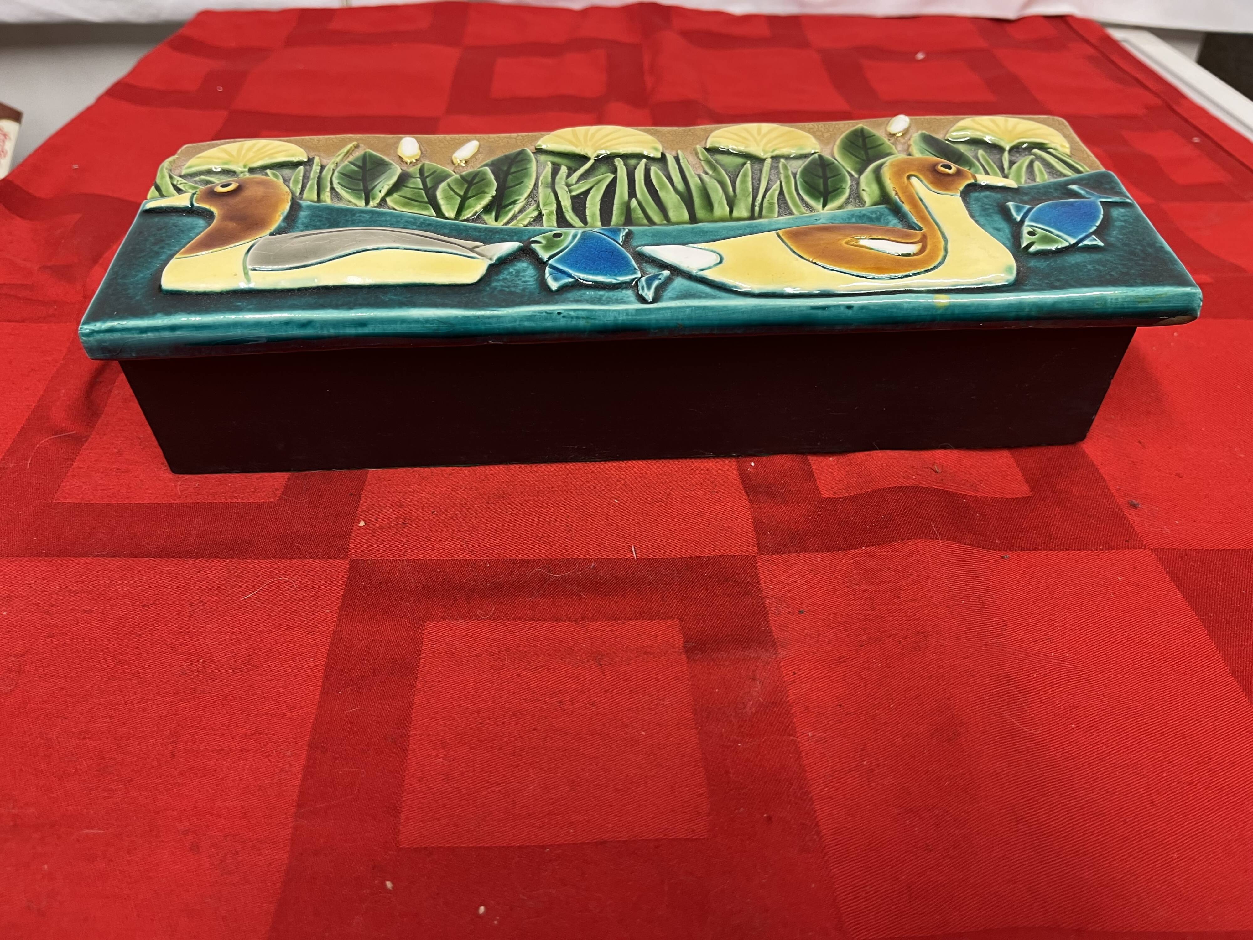 Ceramic duck box Mithe Espelt