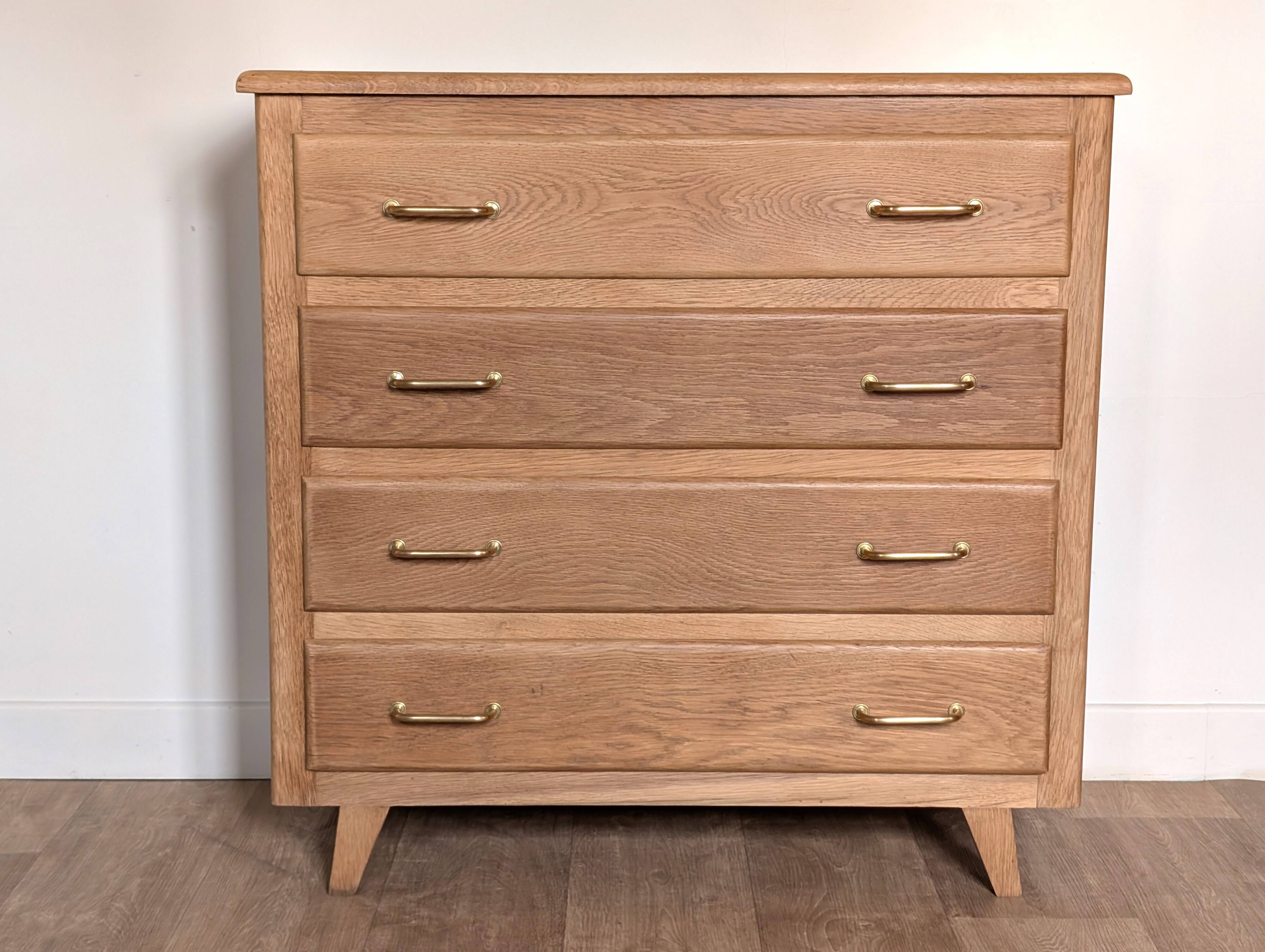 Commode en chêne vintage