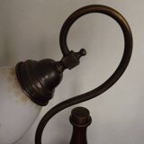 Lampe en bois et verre opalin