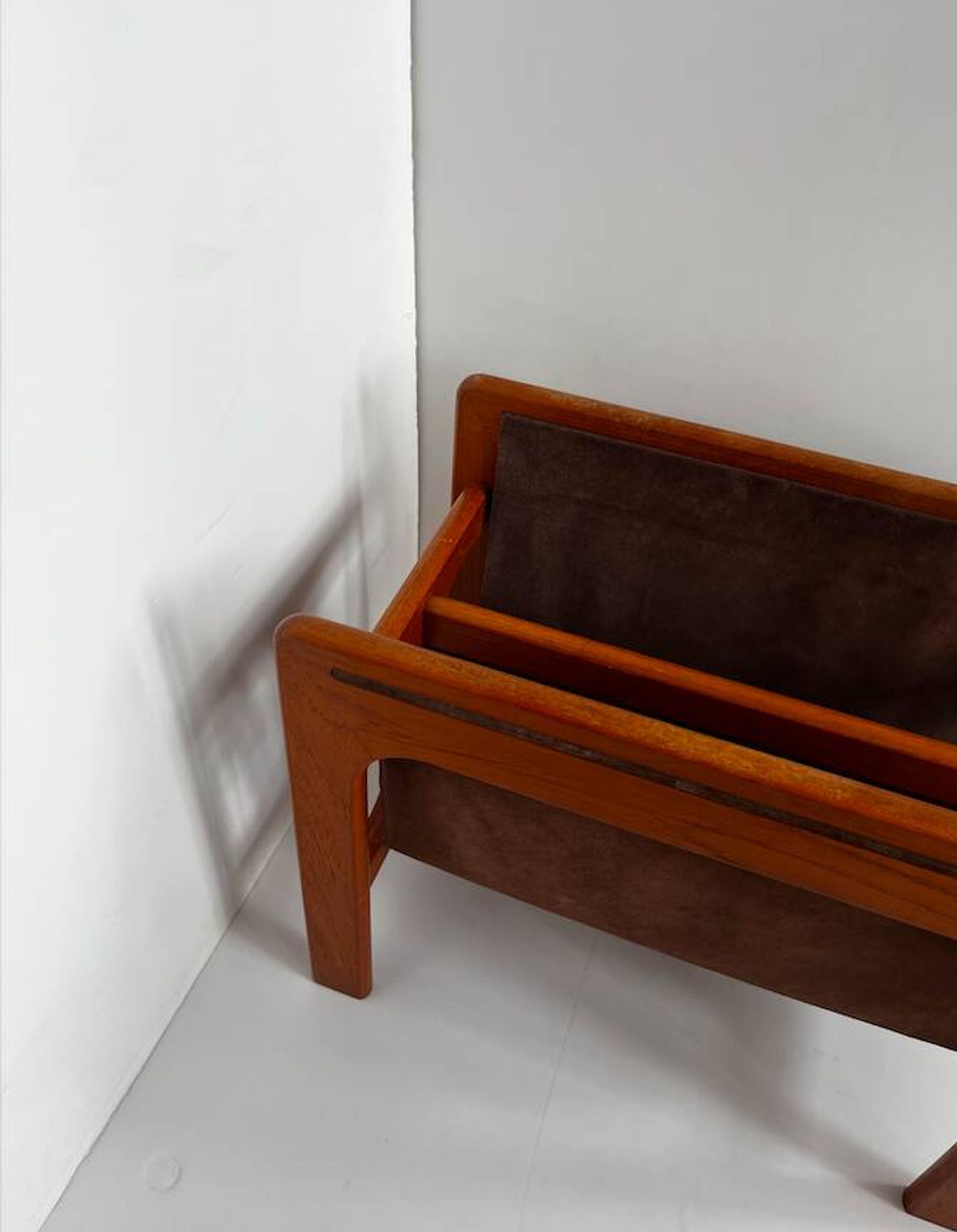 Aksel Kjersgaard magazine rack